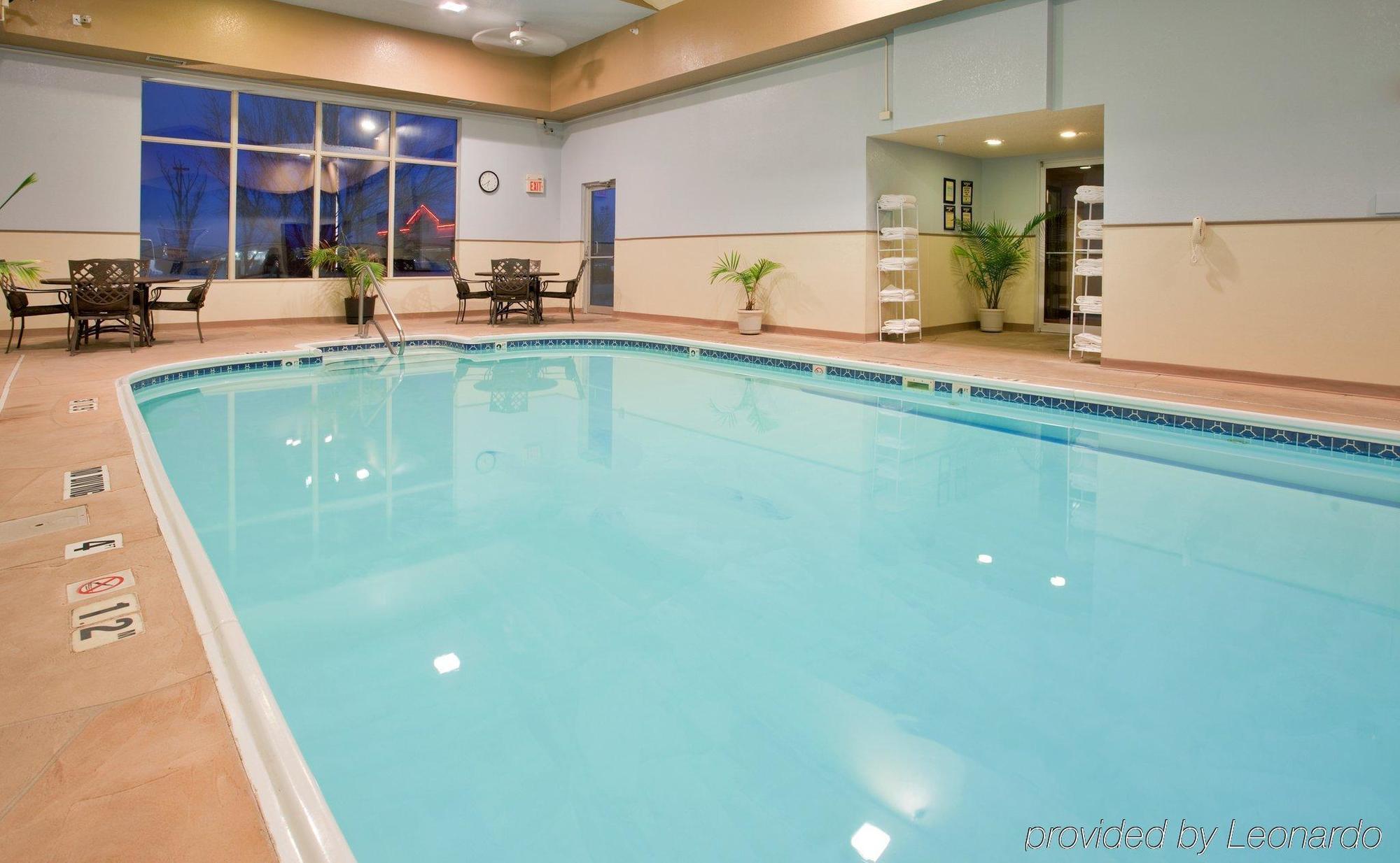 Seasons Inn & Suites Highland Udogodnienia zdjęcie